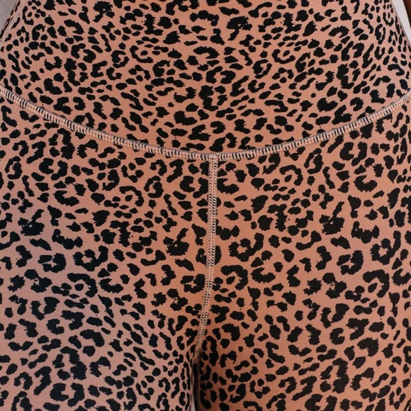 VICI QUICKSAND CHEETAH LEGGING - Picture 5 of 7